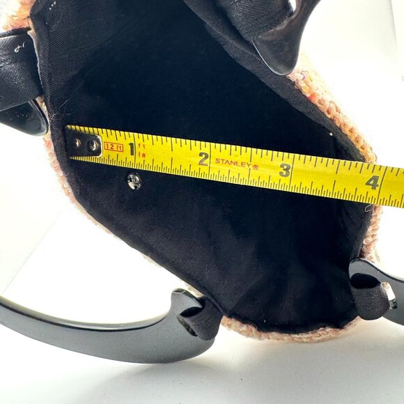 Handcrafted Vtg Inspired Woven Knit Purse Embroidered Floral Design Black Handle - Picture 4 of 9